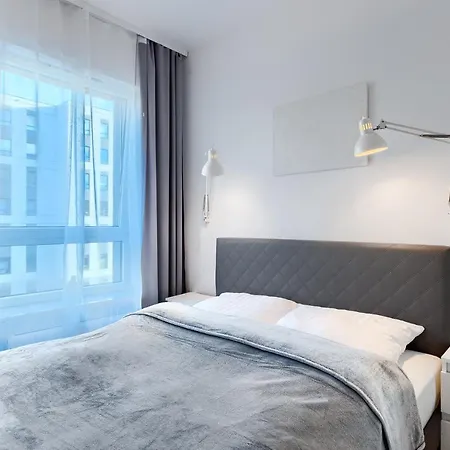 Dembowskiego - Unique * シュチェチン